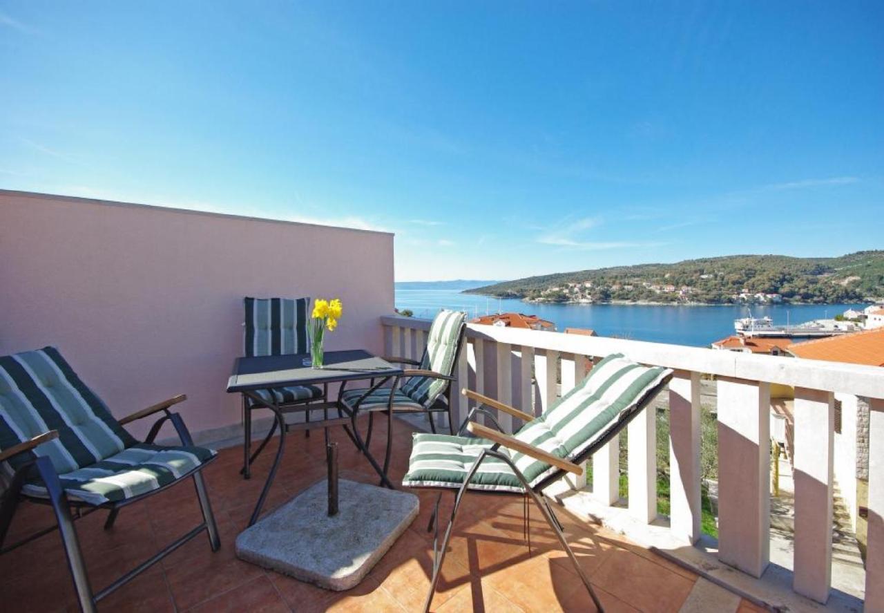 Apartments Villa Rose Sumartin Eksteriør bilde