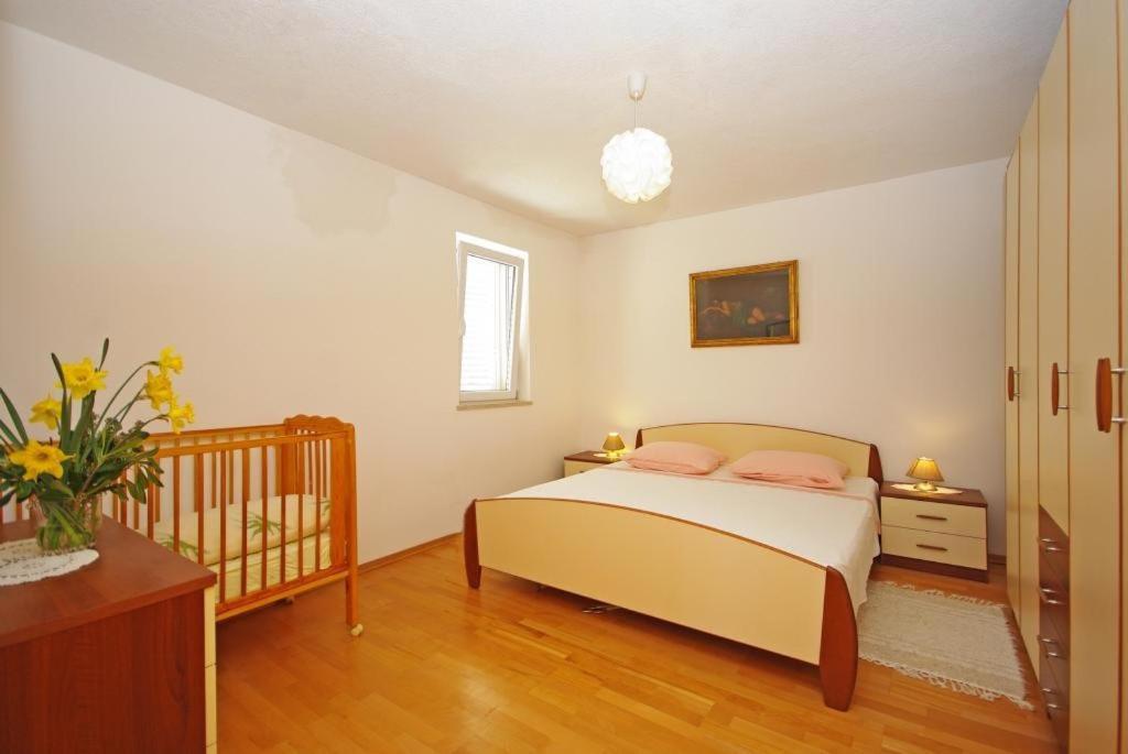 Apartments Villa Rose Sumartin Eksteriør bilde