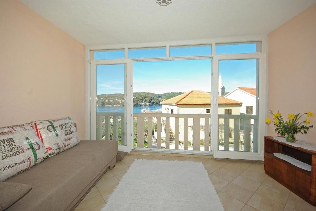 Apartments Villa Rose Sumartin Eksteriør bilde